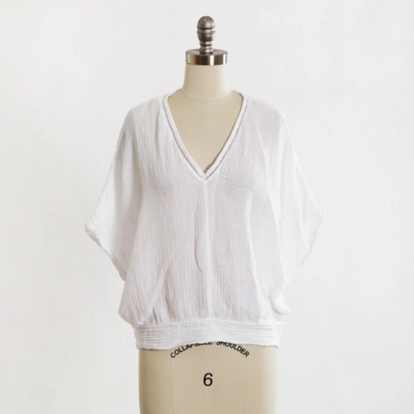Michael Stars Tops - Michael Stars Los Angles USA white cotton gauze crochet blouse Sz. M